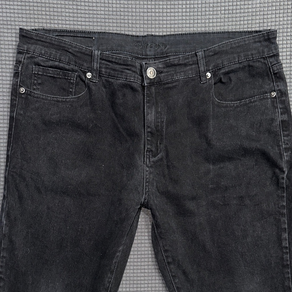 LIMITED TIME $5 ITEM!! Rue21 Men's Relaxed Black Jeans